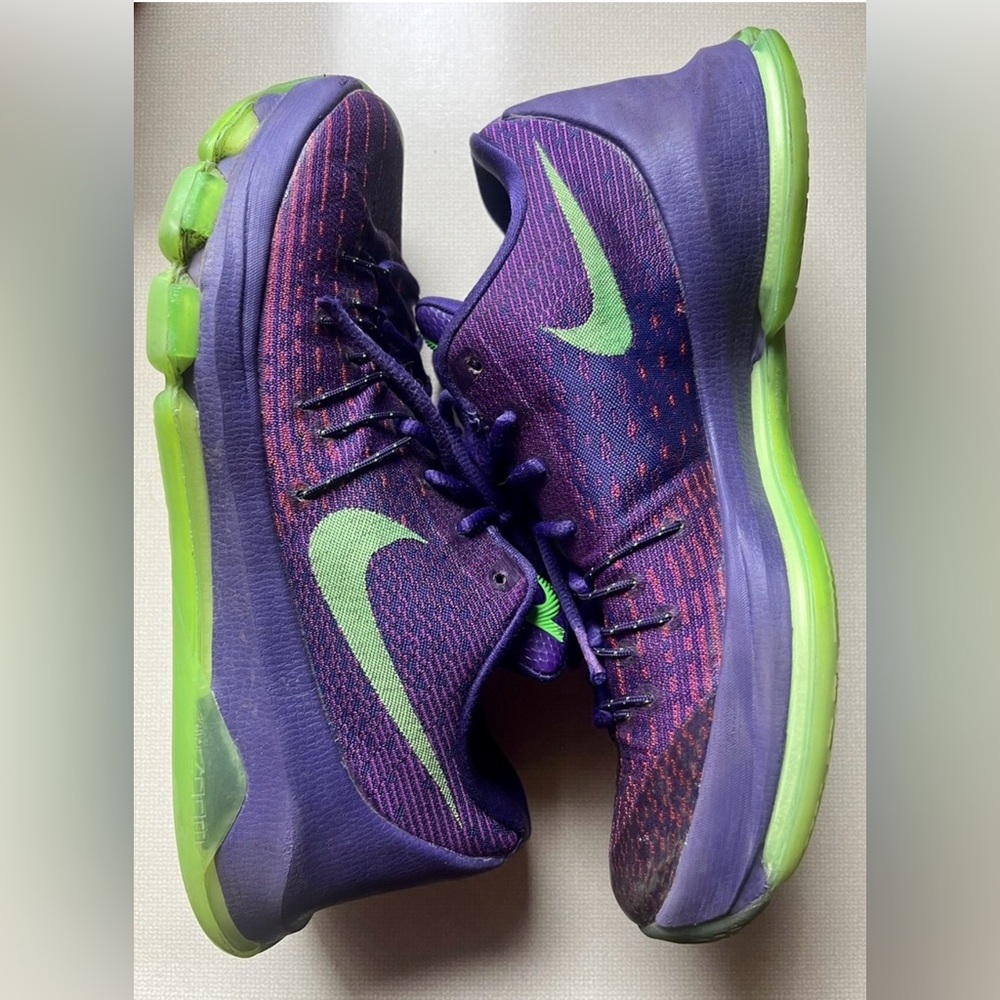 NIKE KD 8 Kevin Durant Boys 6Y Purple Green Basketball Shoes Sneaker